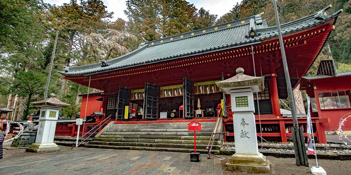 Things to do in Nikko: Futarasan Shrine